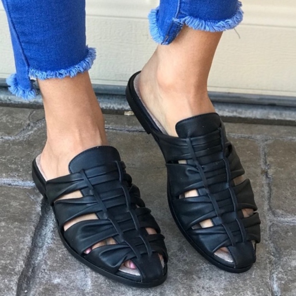 Matisse Black Leather Mules Size 8